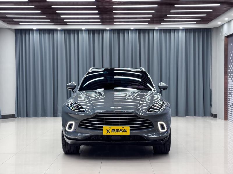 Aston Martin DBX, 2024 — фото 2 из 9
