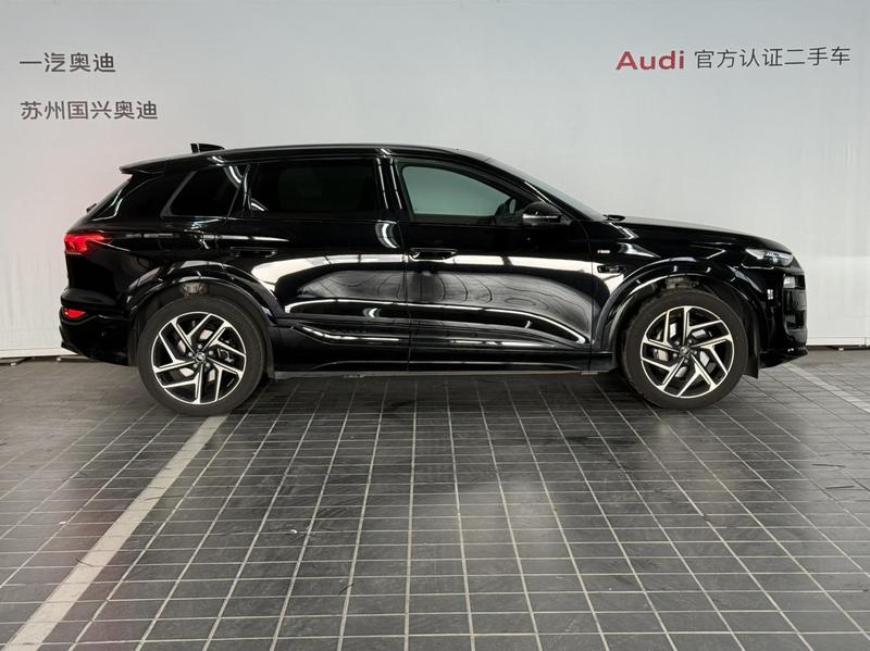 Audi Q6L e-tron, 2025 — фото 5 из 8