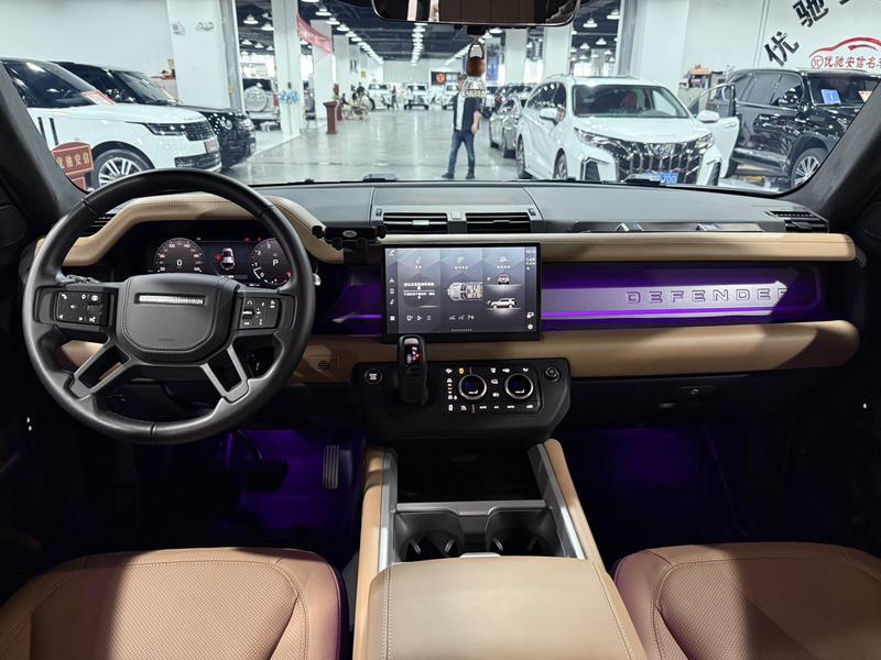 Land Rover Defender, 2025 — фото 7 из 10