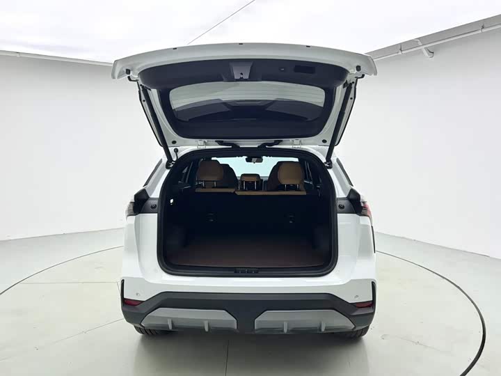 Geely Galaxy L7, 2025 — фото 6 из 9