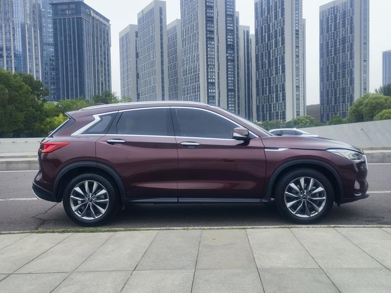 Infiniti QX50, 2022 — фото 7 из 10