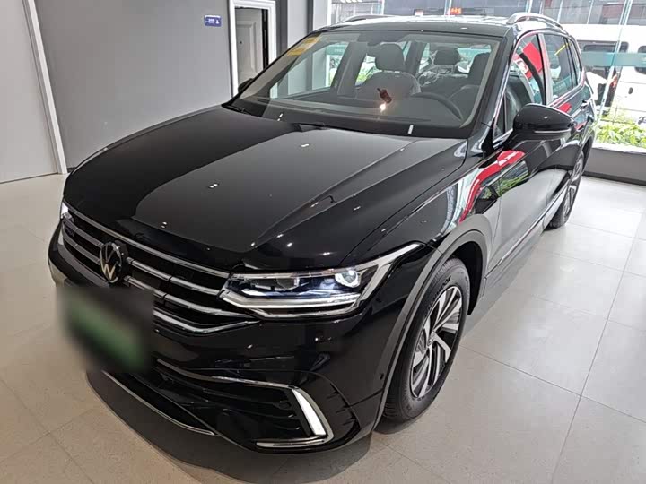 Volkswagen Tiguan L Hybrid, 2025 — купить в Костроме под ключ