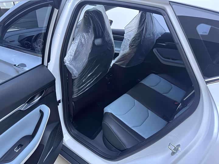 Geely Emgrand GS, 2022 — фото 9 из 9