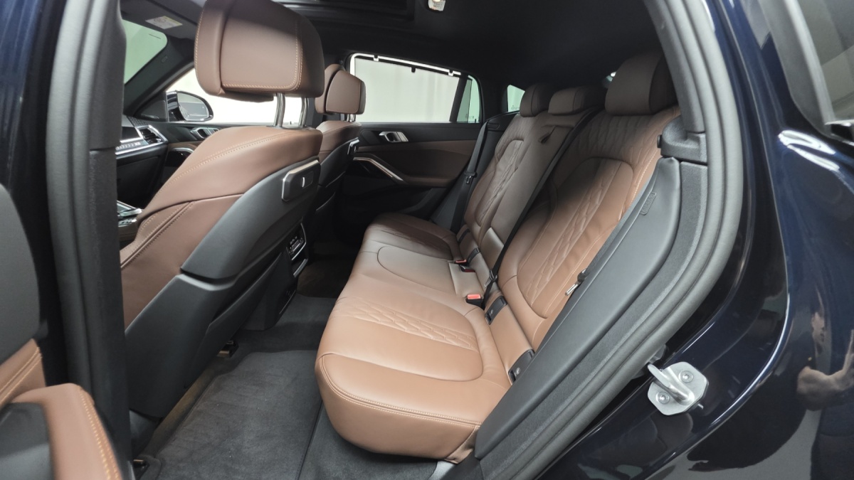 BMW X6, 2025 — фото 12 из 12