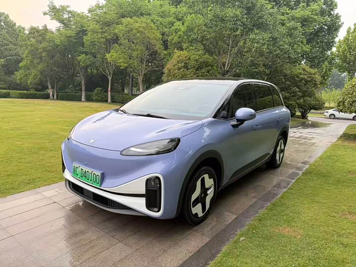 BAIC Arcfox Kaola, 2023 — купить в Тамбове под ключ