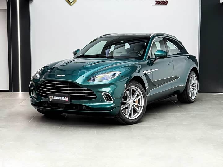 Aston Martin DBX, 2023 — купить в Перми под ключ