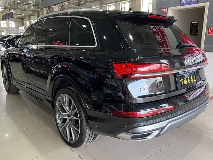 Audi Q7, 2022 — фото 6 из 9