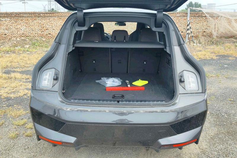 BMW iX, 2025 — фото 12 из 12