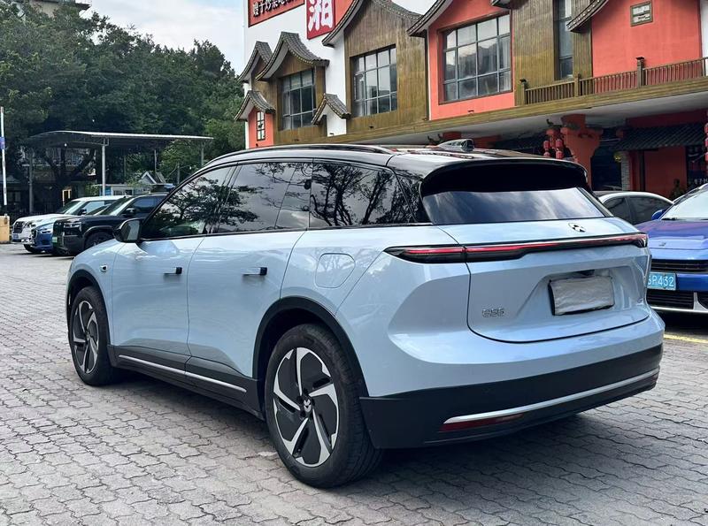 Nio ES6, 2024 — фото 4 из 9