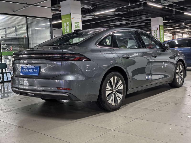 Geely Galaxy A7, 2025 — фото 6 из 12
