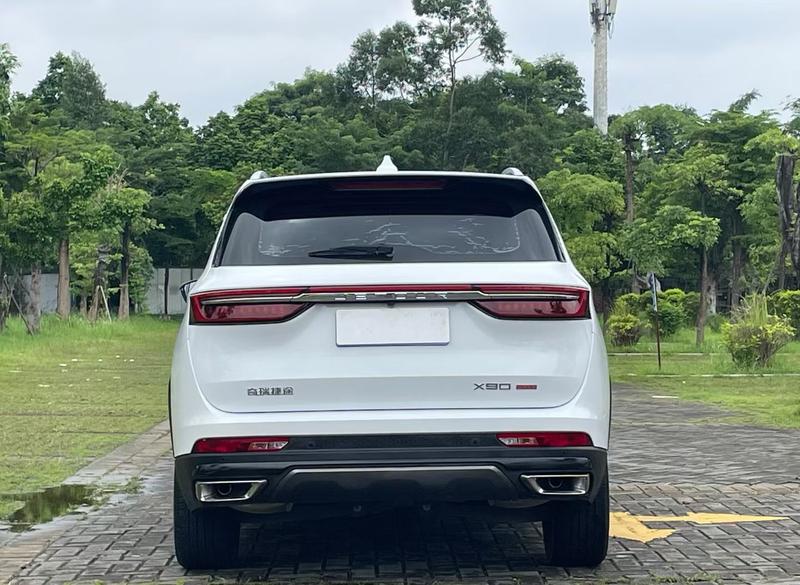 Jetour X90 Plus, 2022 — фото 5 из 10