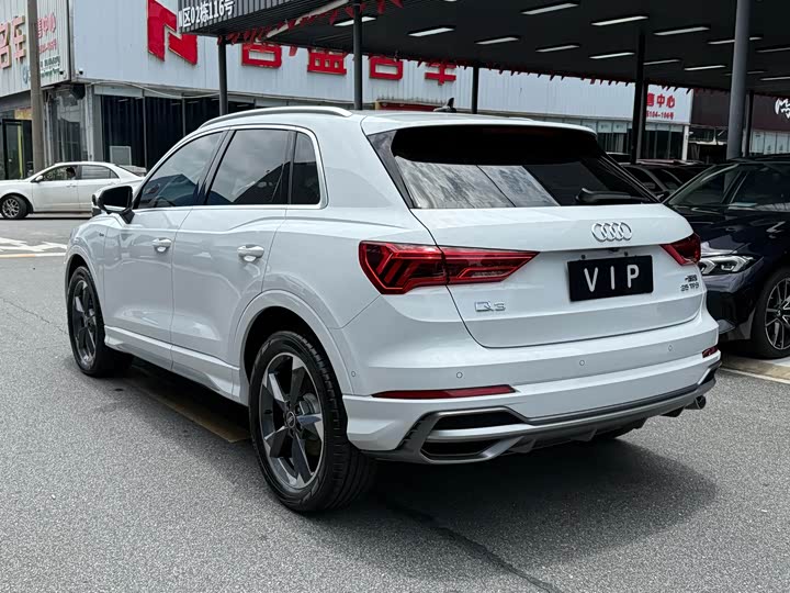 Audi Q3, 2022 — фото 6 из 9