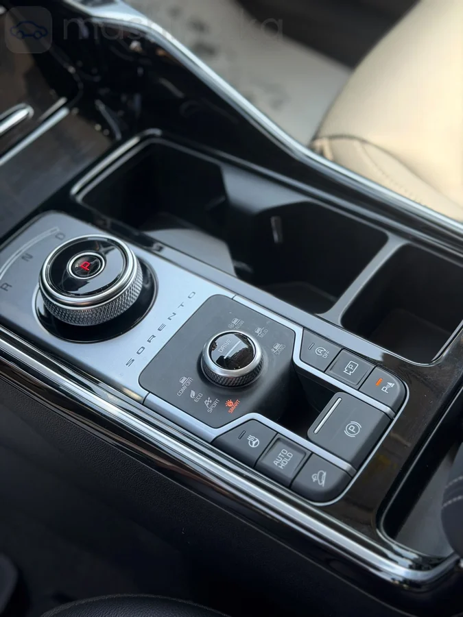 Kia Sorento, 2021 — фото 5 из 9