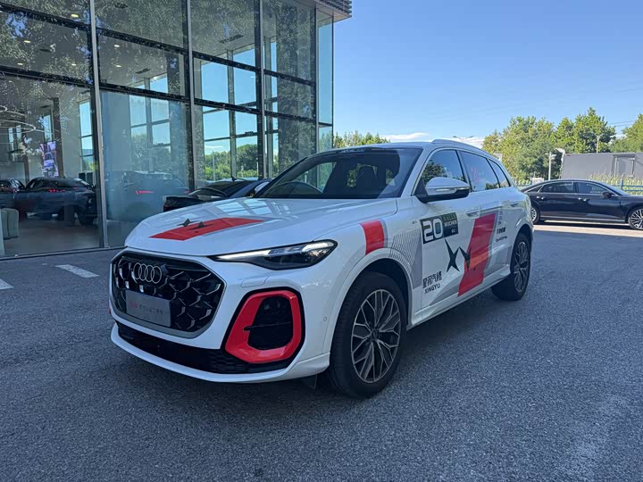 Audi Q5L, 2025 — купить в Саранске под ключ