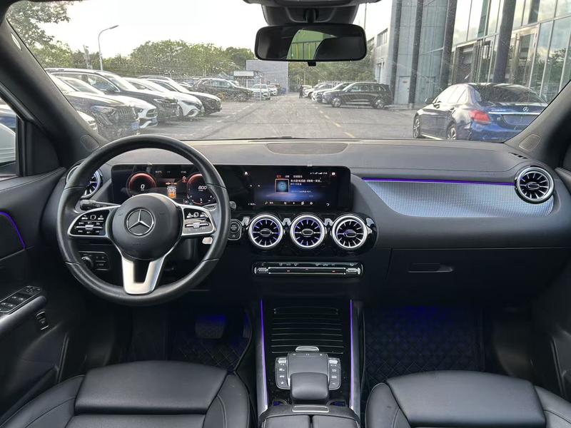 Mercedes-Benz GLA-Class, 2023 — фото 9 из 12