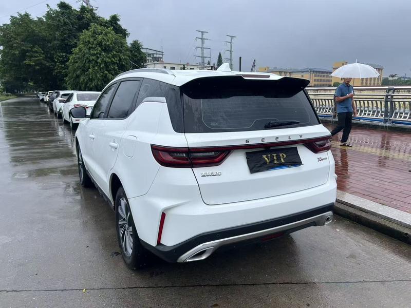 Geely Vision X6, 2021 — фото 4 из 11