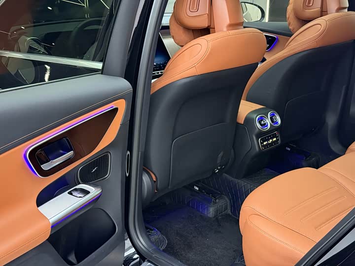 Mercedes-Benz GLC-Class, 2025 — фото 8 из 9