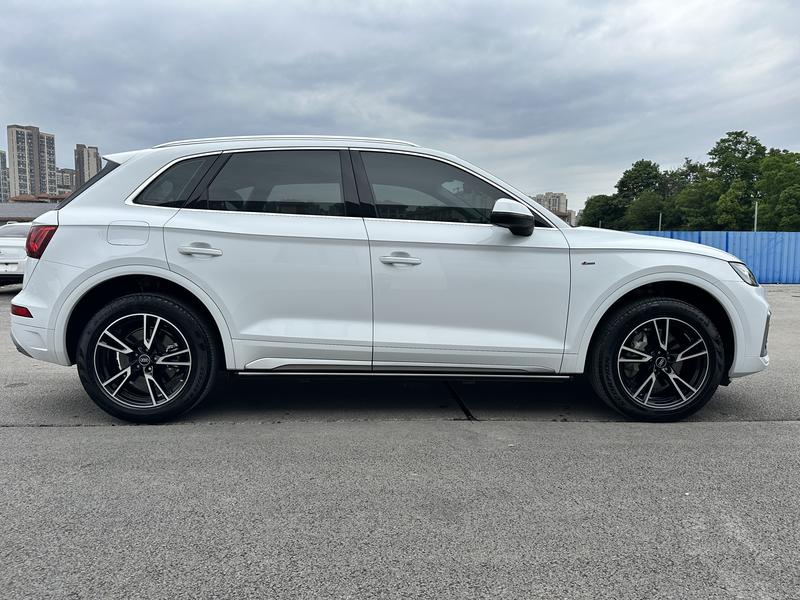 Audi Q5L, 2024 — фото 7 из 12