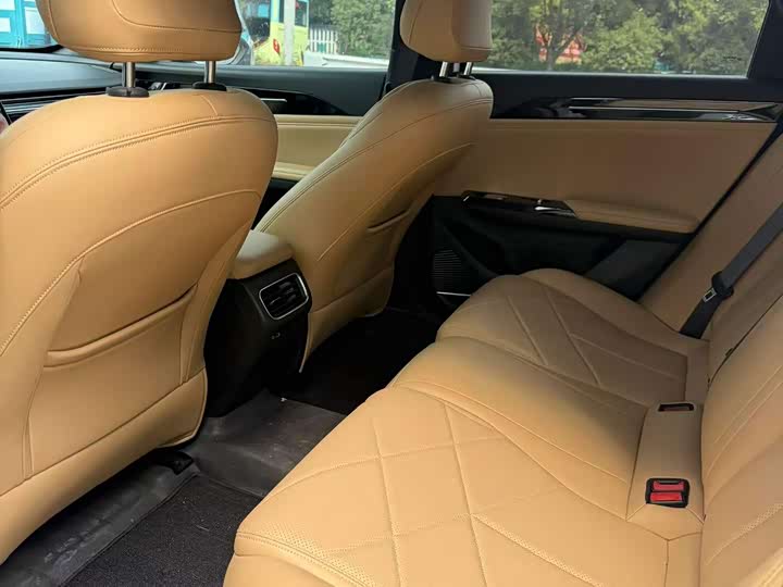 Geely Galaxy L6, 2024 — фото 6 из 9