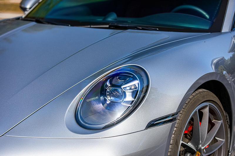 Porsche 911, 2022 — фото 8 из 12