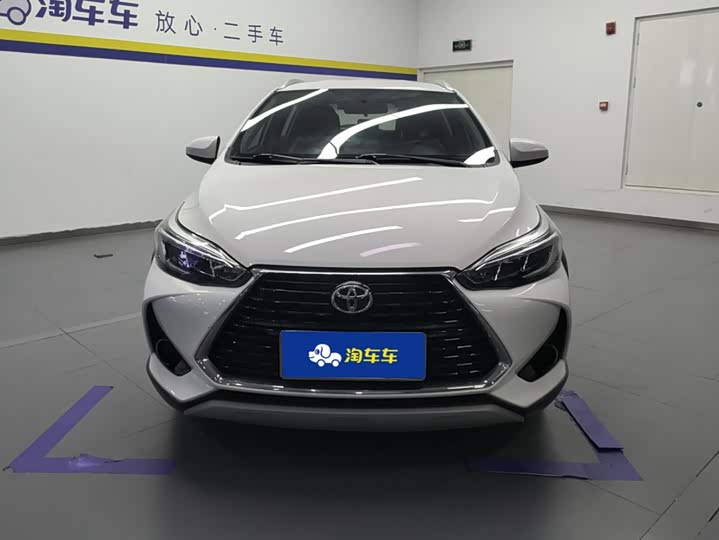 Toyota Yaris L Hatchback, 2022 — фото 2 из 9