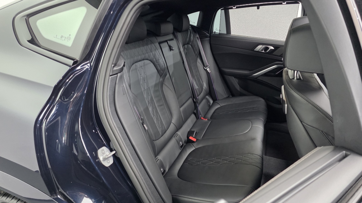 BMW X6, 2025 — фото 10 из 12