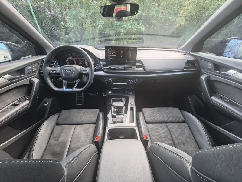 Audi Q5L Sportback, 2023 — фото 9 из 12