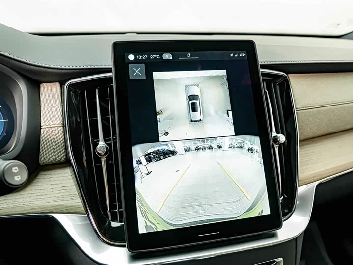 Volvo XC90 Hybrid, 2025 — фото 9 из 9