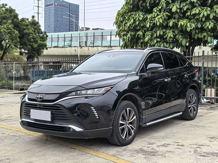 Toyota Harrier, 2021 — купить в Перми под ключ