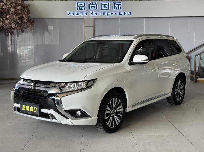 Mitsubishi Outlander, 2022 — купить в Казани под ключ