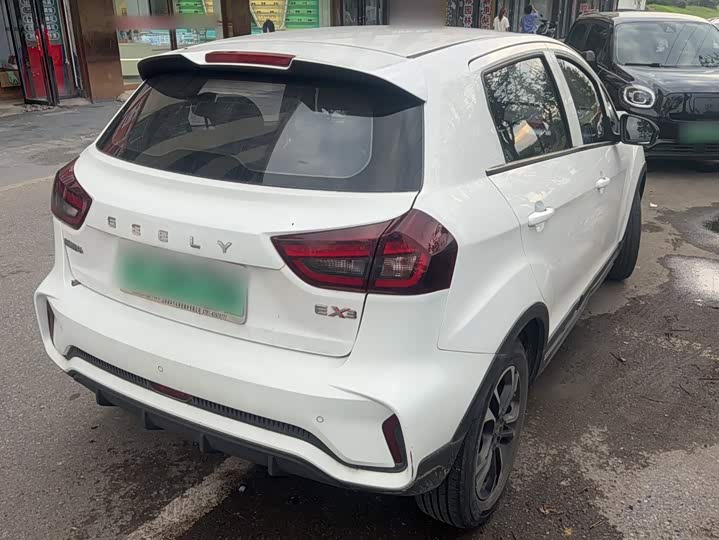 Geely Geometry EX3, 2021 — фото 8 из 9
