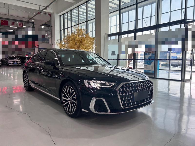 Audi A8, 2023 — фото 3 из 11