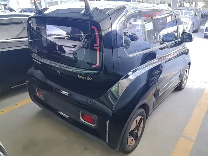 Baojun KiWi EV, 2022 — фото 7 из 9