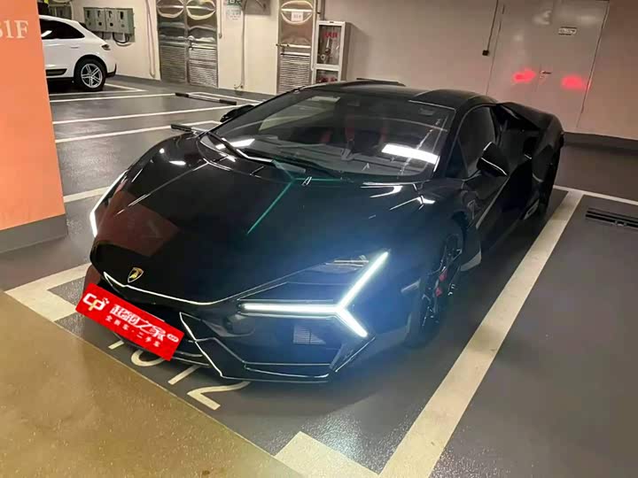 Lamborghini Revuelto, 2024 — купить в Туле под ключ