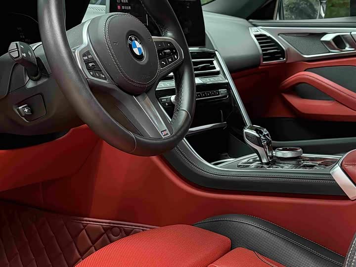 BMW 8 Series, 2024 — фото 8 из 9