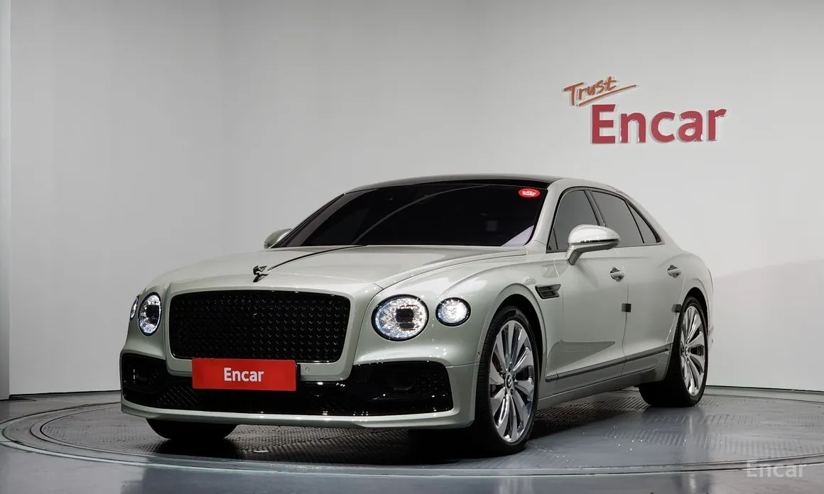 Bentley Flying Spur, 2022 — купить в Саратове под ключ