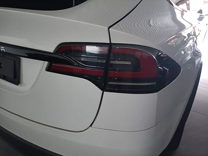 Tesla Model X, 2023 — фото 8 из 9