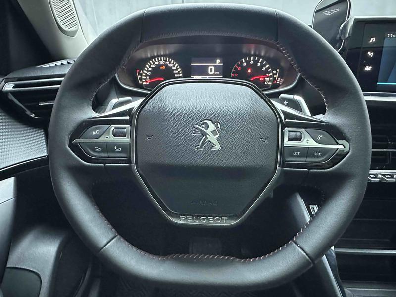 Peugeot 2008, 2022 — фото 11 из 12