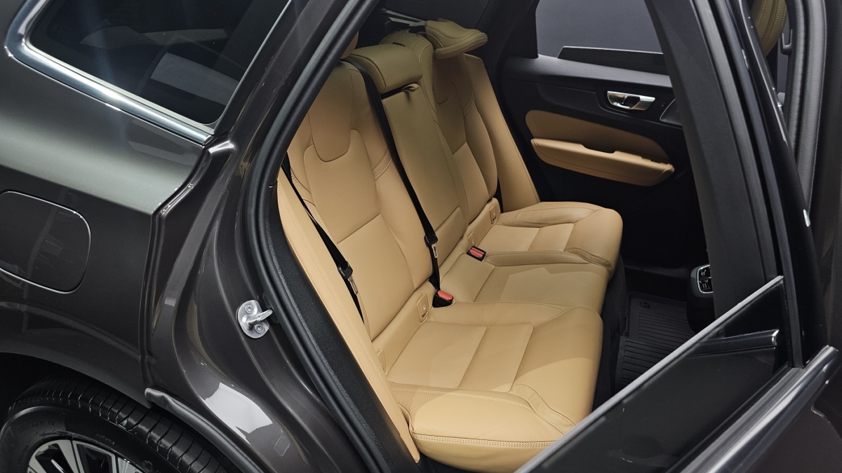 Volvo XC60, 2024 — фото 12 из 12