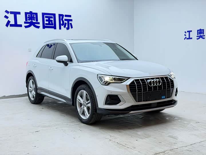Audi Q3, 2023 — фото 3 из 9