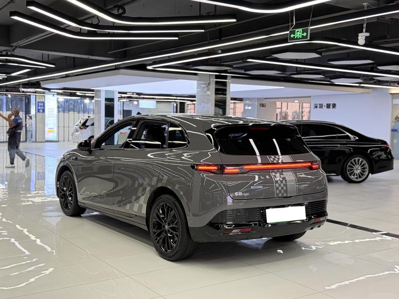 Leapmotor Lafa5, 2025 — фото 5 из 12