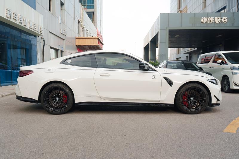 BMW M4, 2025 — фото 7 из 12