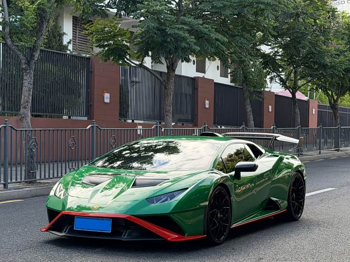Lamborghini Huracán, 2022 — купить в Кирове под ключ