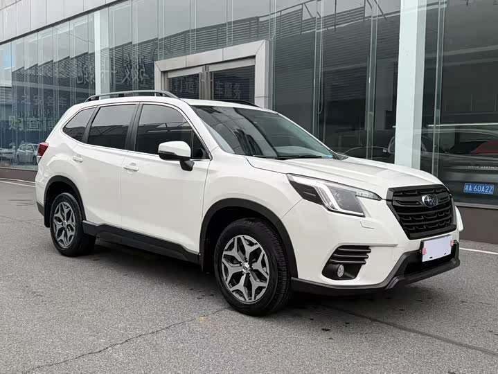 Subaru Forester, 2022 — фото 4 из 9