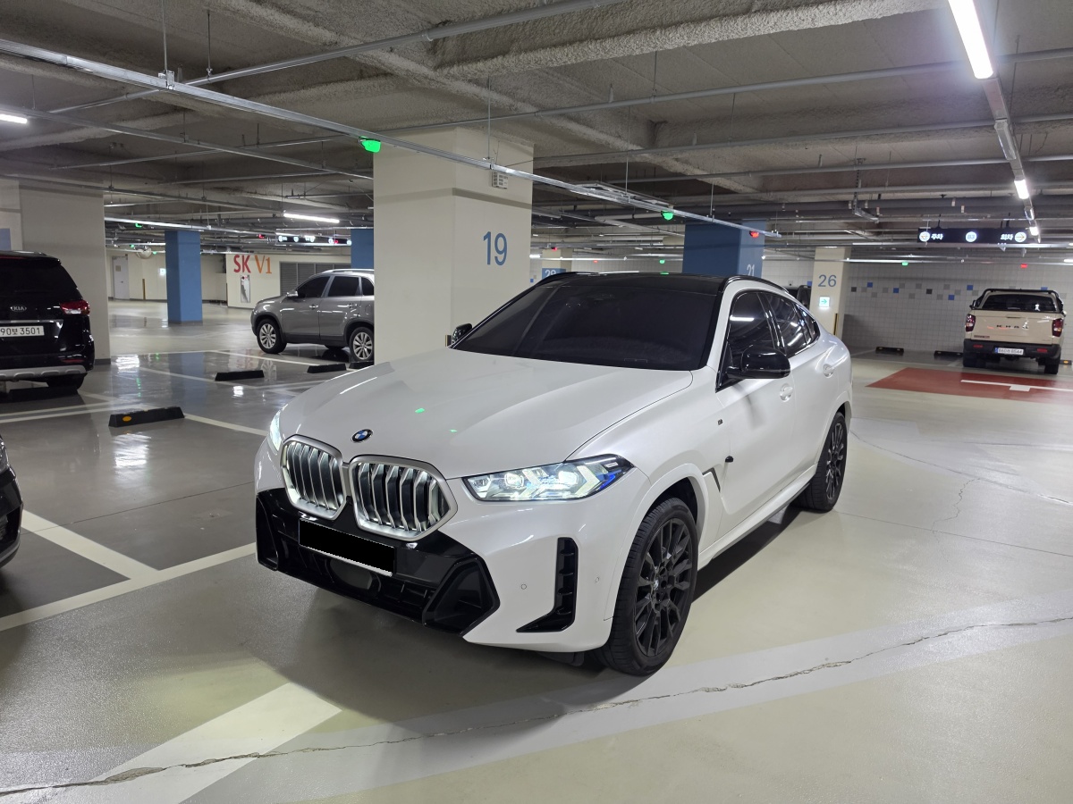 BMW X6, 2024 — купить в Санкт-Петербурге под ключ