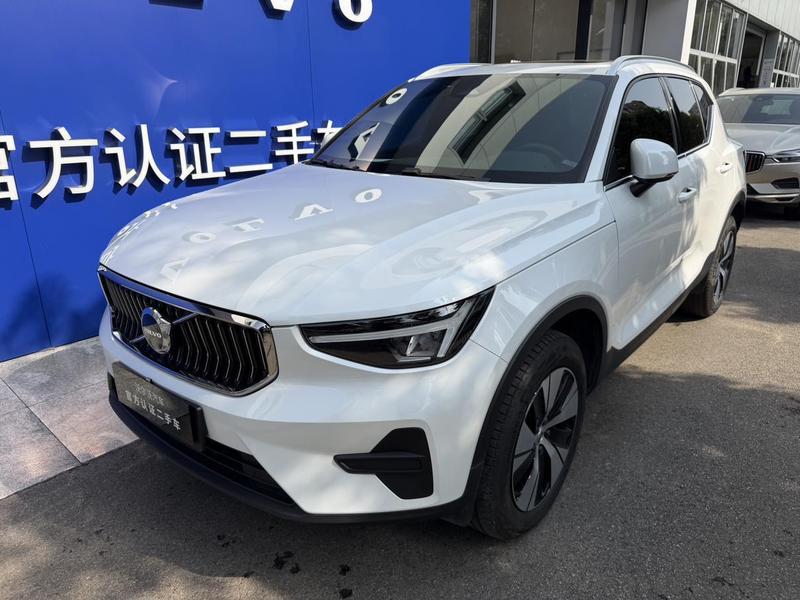Volvo XC40, 2024 — купить в Кирове под ключ