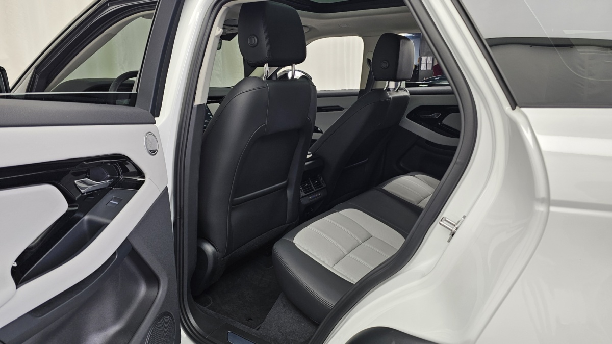 Land Rover Range Rover Evoque, 2025 — фото 12 из 12