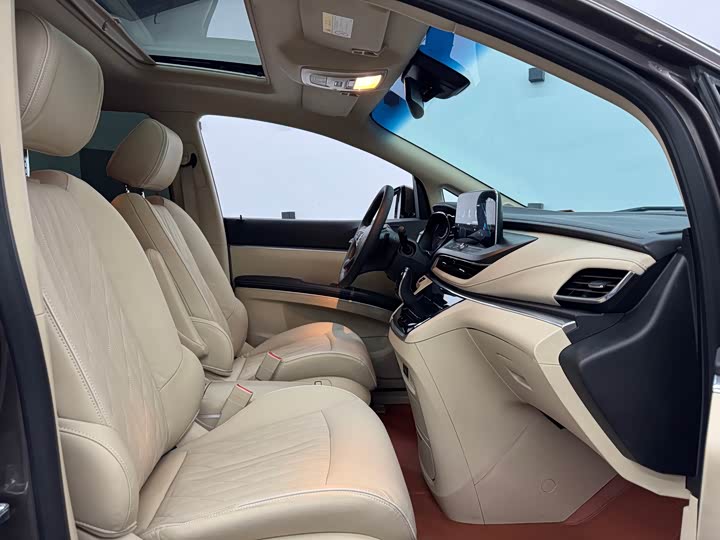Buick GL8 ES, 2023 — фото 7 из 9