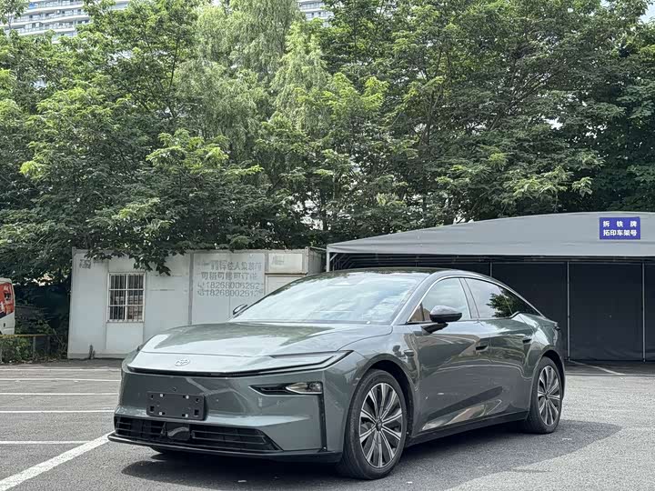 Toyota bZ7, 2026 — купить в Курске под ключ