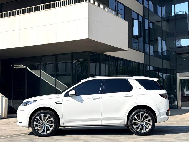 Land Rover Discovery Sport, 2023 — фото 3 из 9
